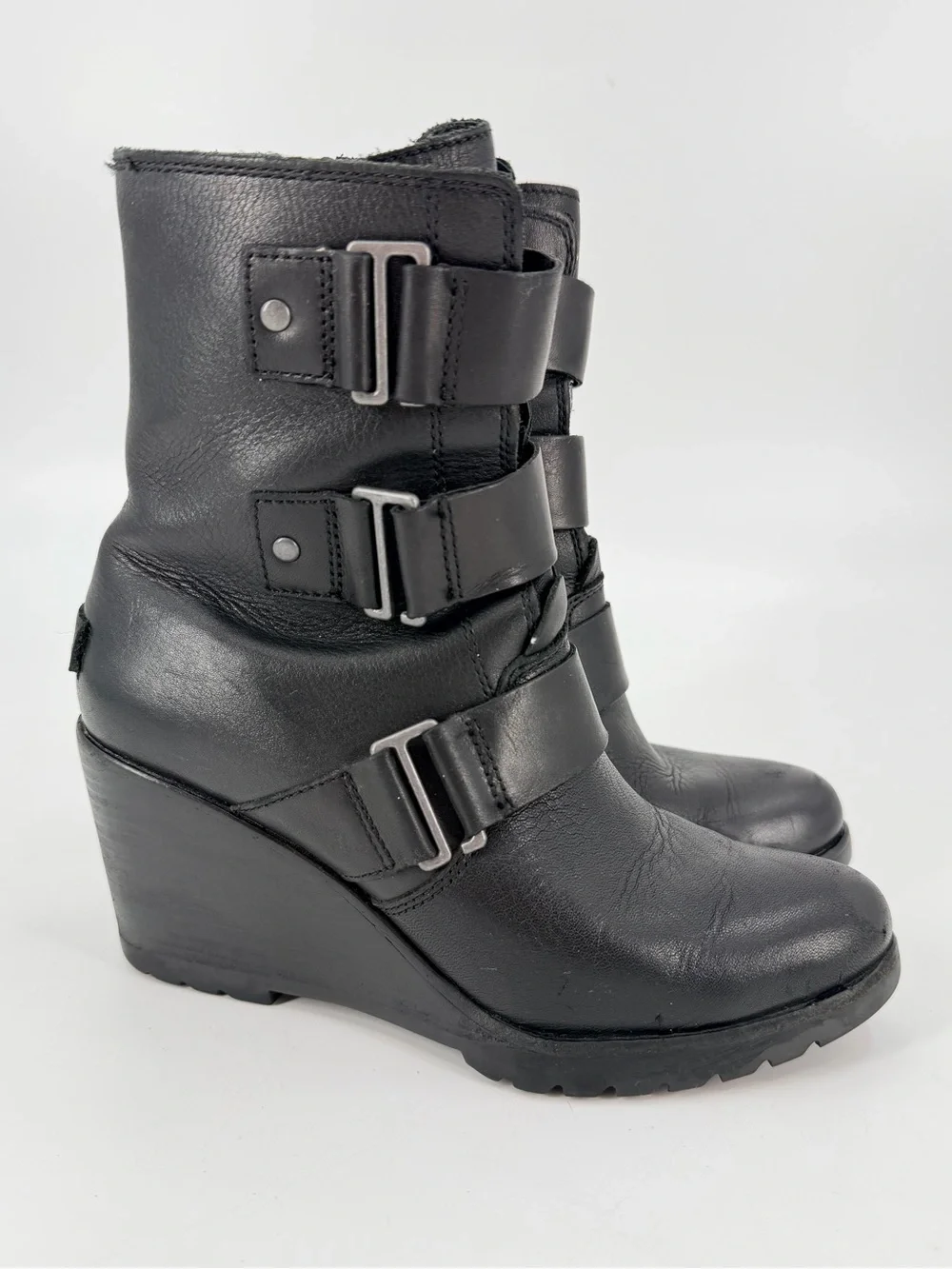 Sorel After Hours Size 8 Boots Black Leather Wedge Heel Biker Moto Fashion